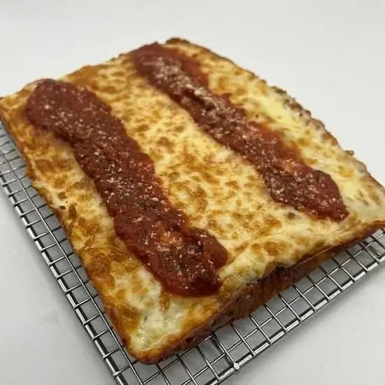 Cheese Detroit Pizza.