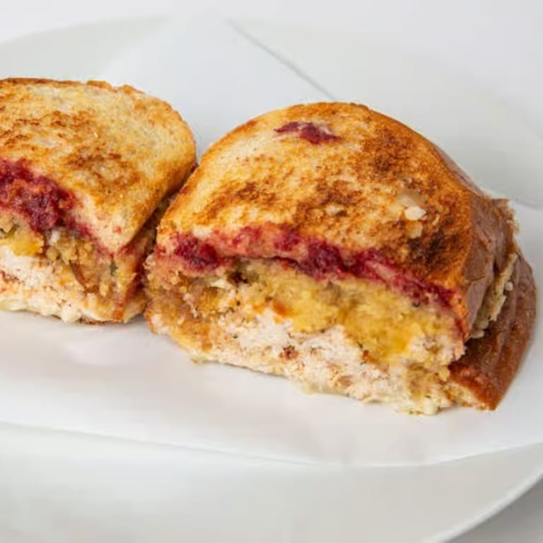 Classic American Eats: Burgers, Subs, and More