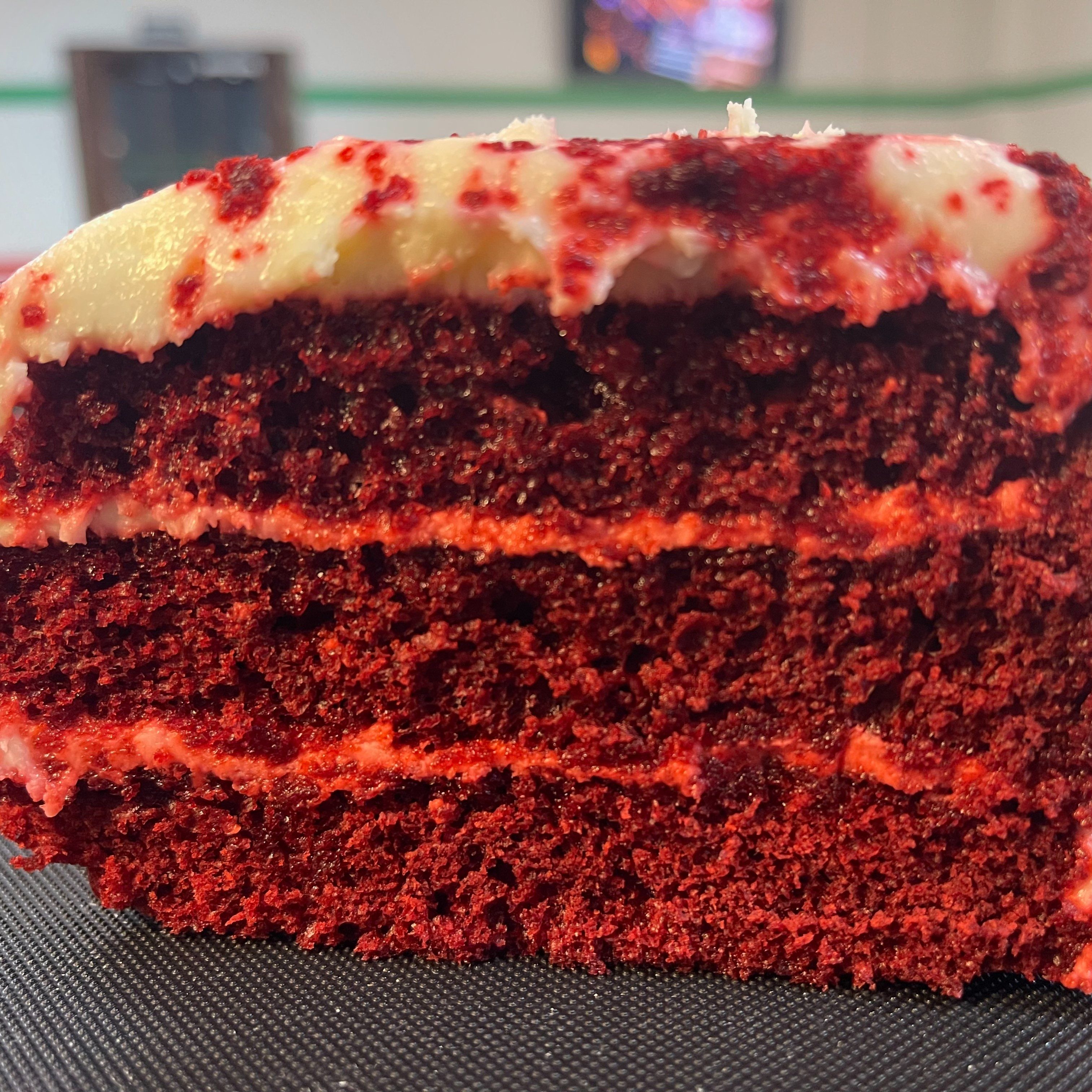 RED VELVET CAKE.