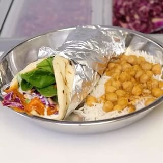 Paneer Tikka Masala (Naanwich)