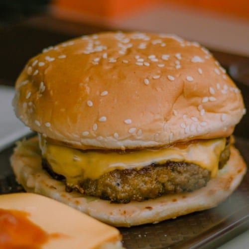 Cheeseburger.