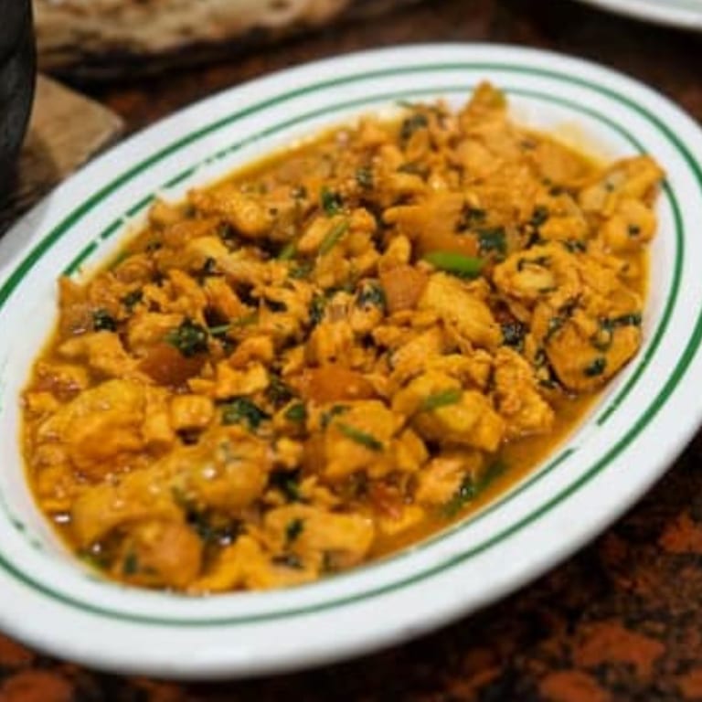 Curry Chicken Glaba: A Flavorful Feast