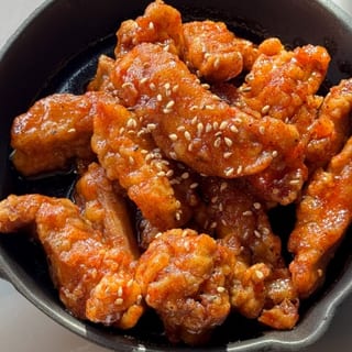 Kangjeong (Boneless Wings)