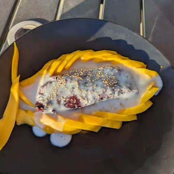 Black Rice with Mango / ข้าวเหนียวมะม่วง.