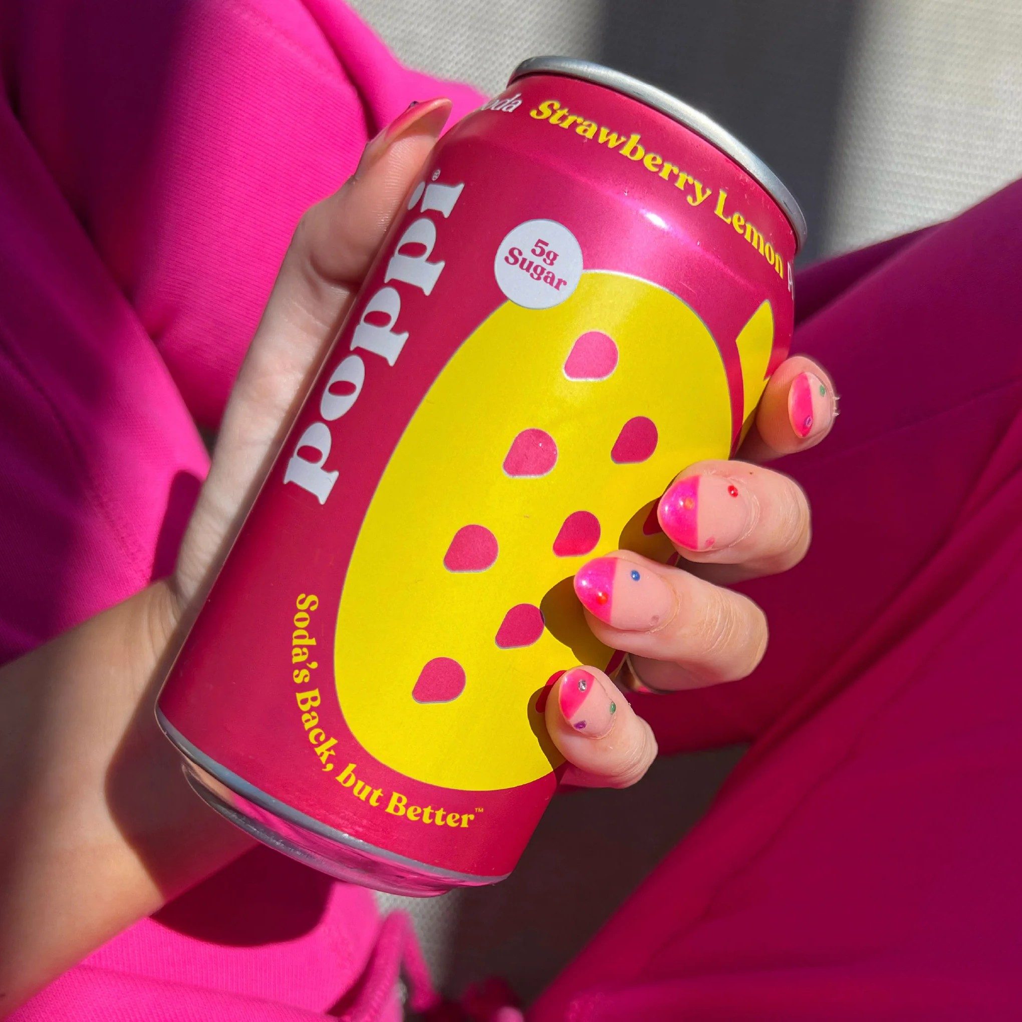 Poppi Juicy Strawberry Lemon.