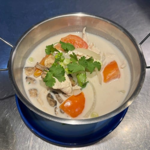 Chicken Tom Kha (24 oz).