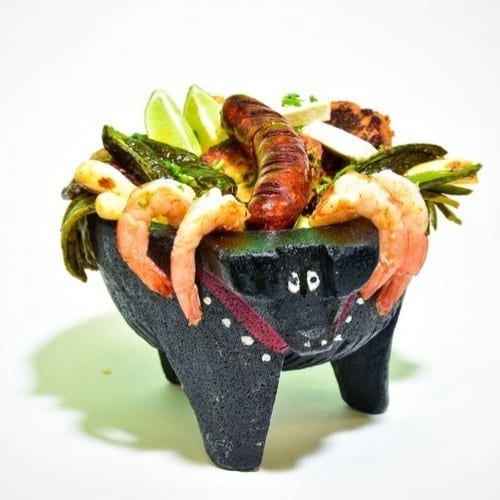 Señor Molcajete.