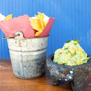 Guacamole & chips