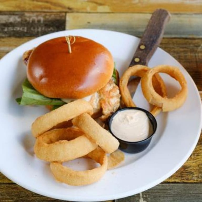 Delicious Caprese Creations: Pizza, Salad, and More