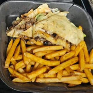 Mar Y Tierra Quesadilla