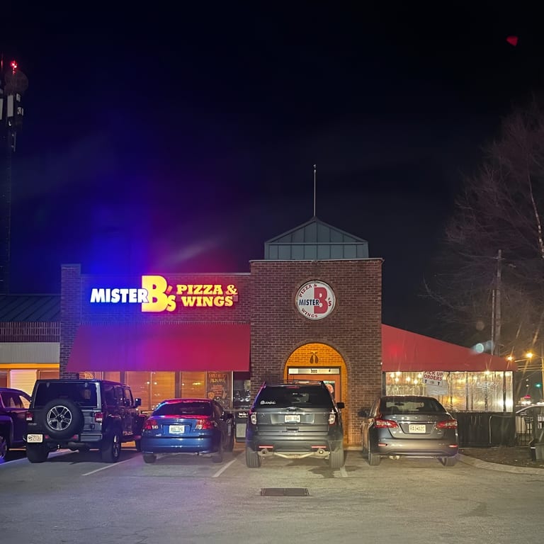 Mister B's Pizza & Wings – Bowling Green, KY