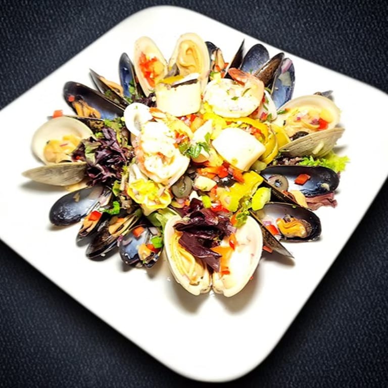 Delicious Meatballs: Italian and New York Favorites