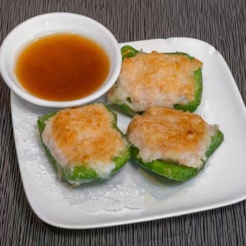 Stuffed Bell Pepper with Shrimp 煎釀青椒.