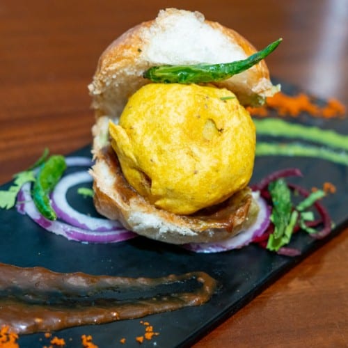 Mumbai Vada Pav.