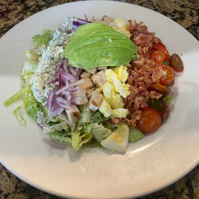 Cobb Salad: A Fresh Classic
