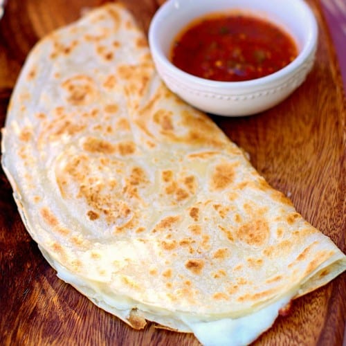 Quesadilla - Mediano.
