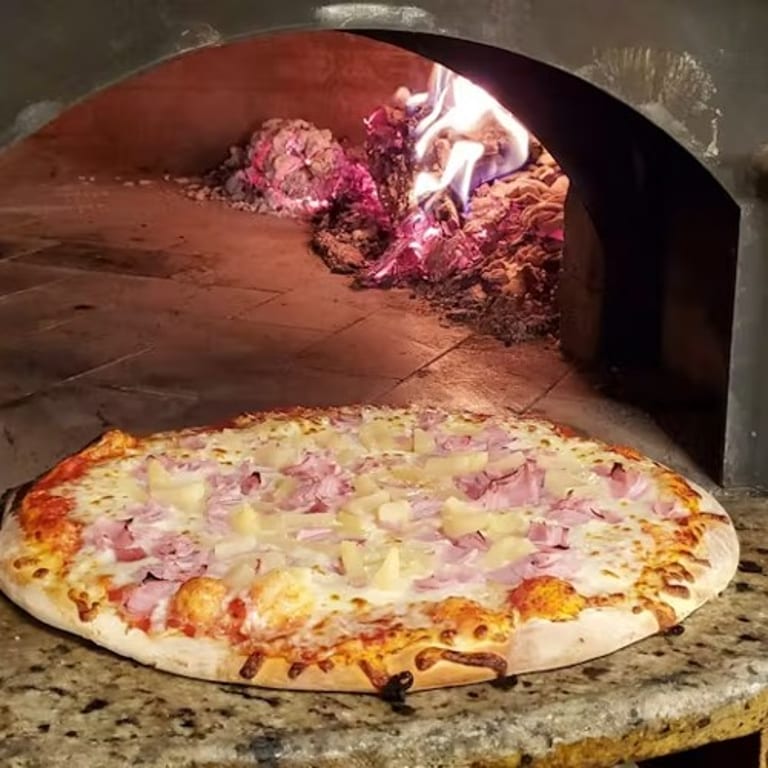 Lunch Menu: Pizza, Italian, Sandwiches & More