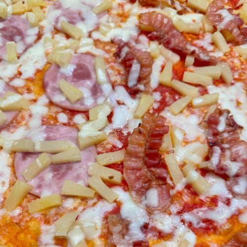 Hawaiian Pizza With Red Sauce.