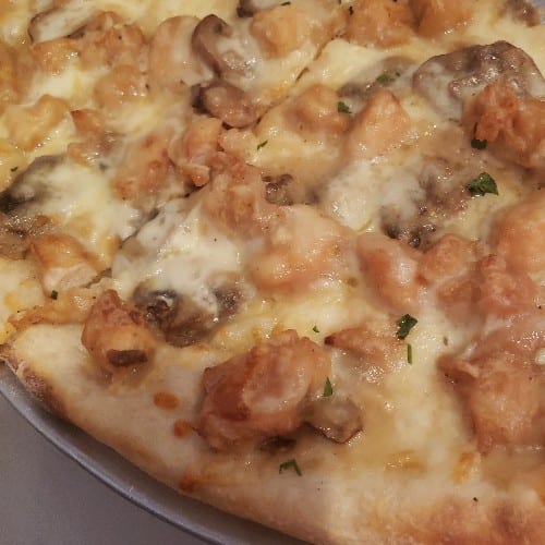Chicken Marsala Pizza (Medium 14" (6 Slices)).