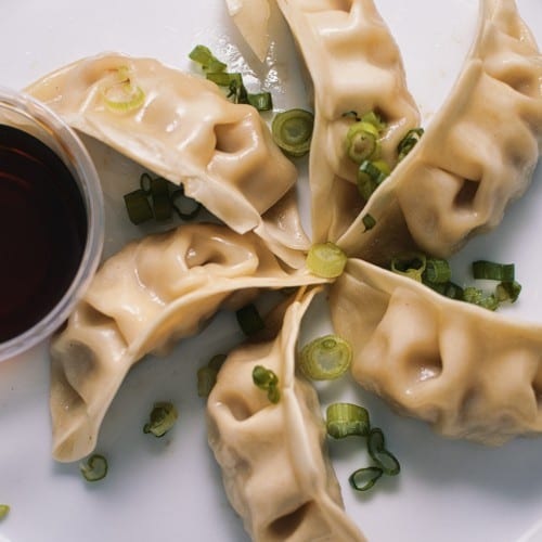 Pork Gyoza 6 Pieces.