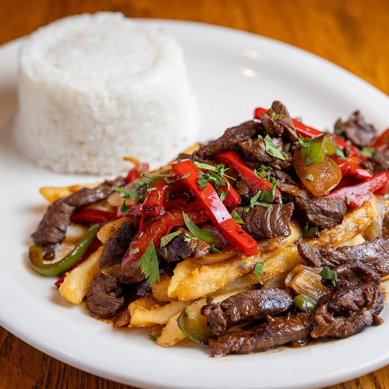 Lomo Saltado.