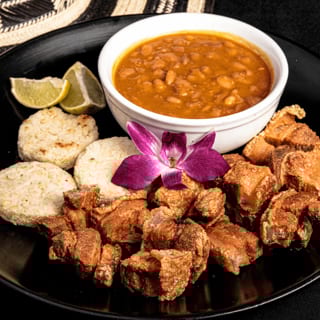 Chicharron y Acompañantes