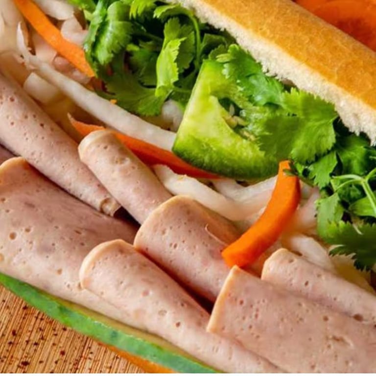 Vegetarian Delights: Vietnamese and Asian Fusion Options