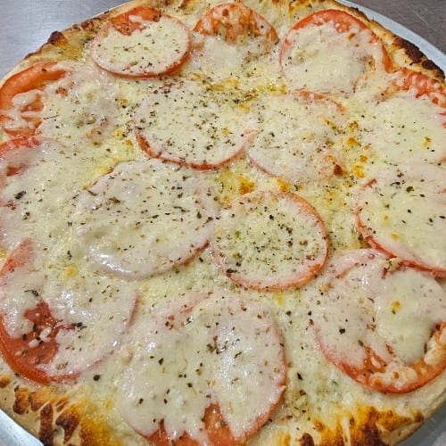 Fresh Tomato Pizza (4-cut).