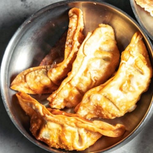 Gyoza 교자  PORK, CHICKEN OR VEGETABLE.