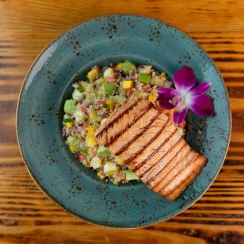 Ensalada Divina Con Salmón.