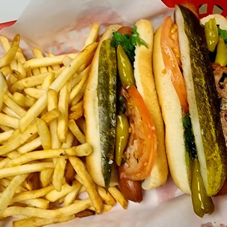 Juicy Burgers: American Classics and More