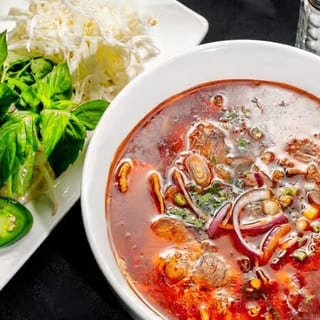 PHO6. Spicy Vermicelli Noodle Soup (Spicy)