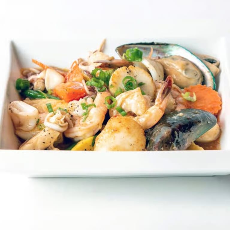 Spicy Tuna Roll: A Sushi Sensation