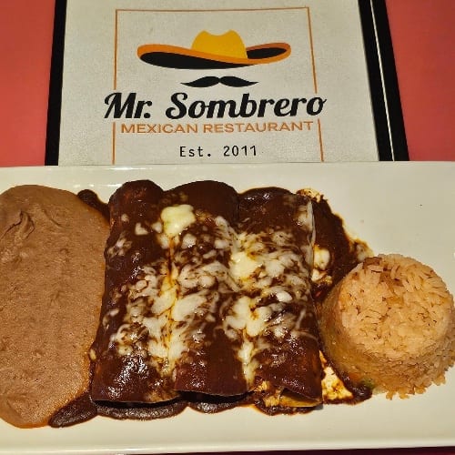 Enchiladas De Mole.