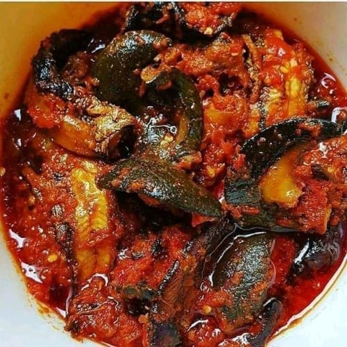Snail Stew Serves with Rice or Fufu.