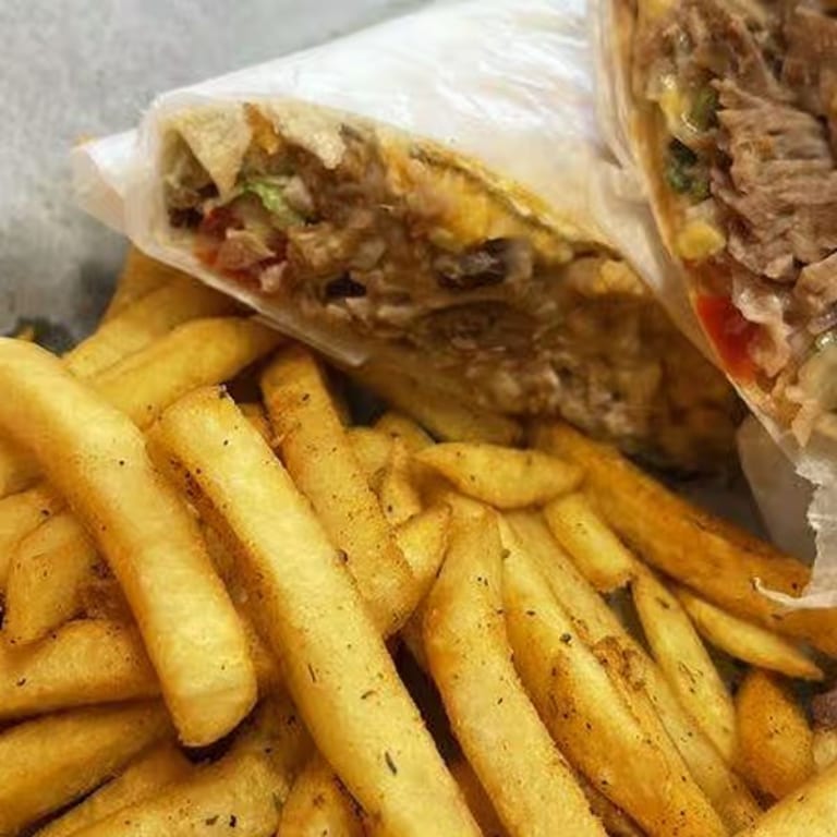 Fresh Guacamole: A Mexican Delight