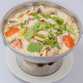 Tom Kha