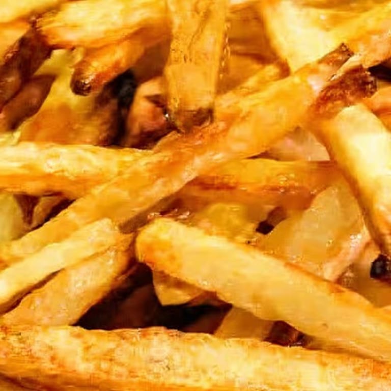 Delicious Fries: Perfect Side for Any Meal