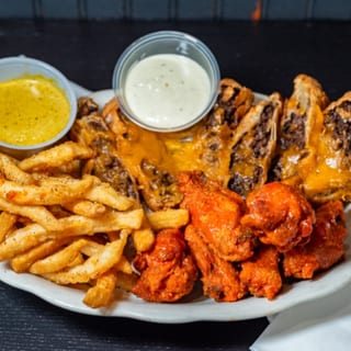 Everything Bussin Box (Steak & Cheese Egg Roll/Wing Box)