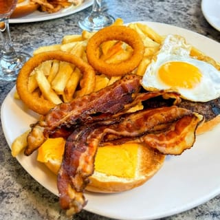 Breakfast Cheeseburger