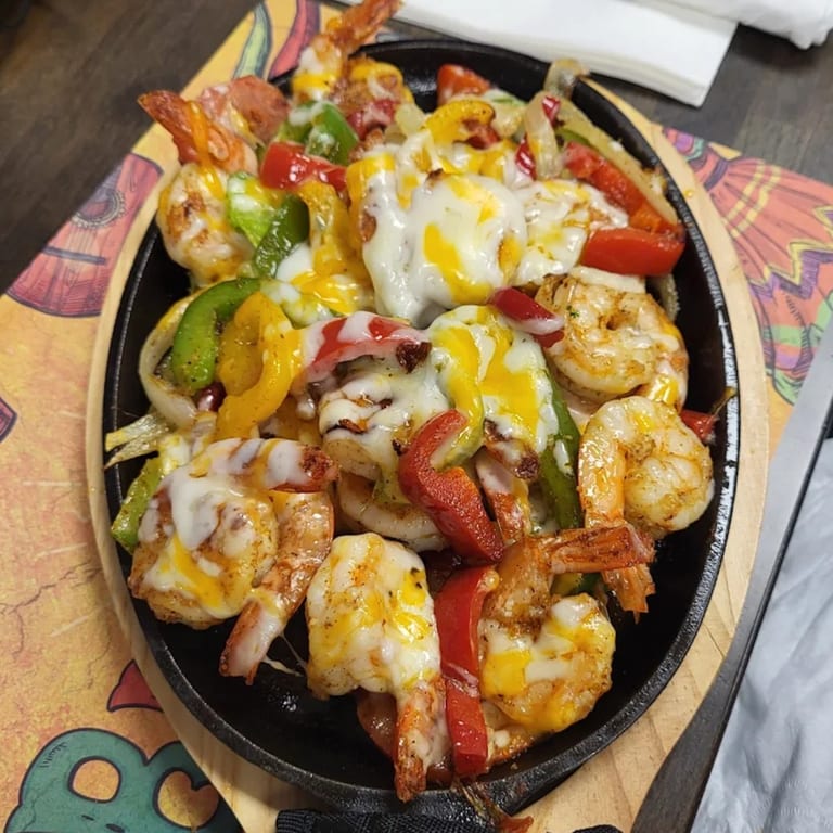 Sizzling Shrimp Fajitas Packed with Bold Flavors