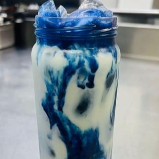 Ice Blue Matcha Latte 