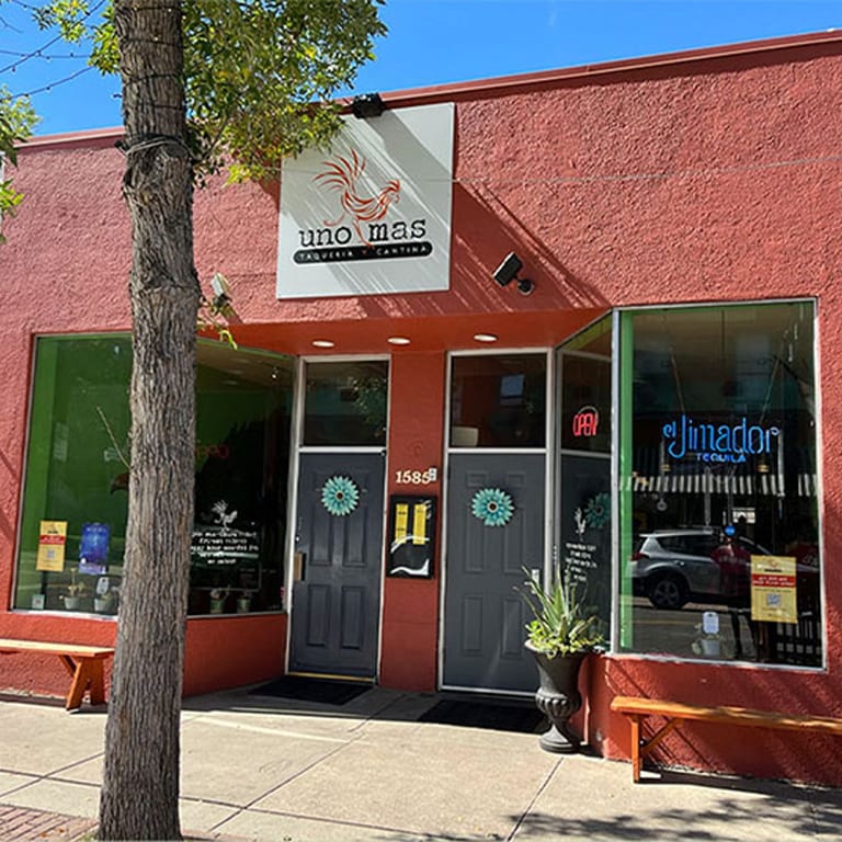 Welcome to Uno Mas Taqueria y Cantina