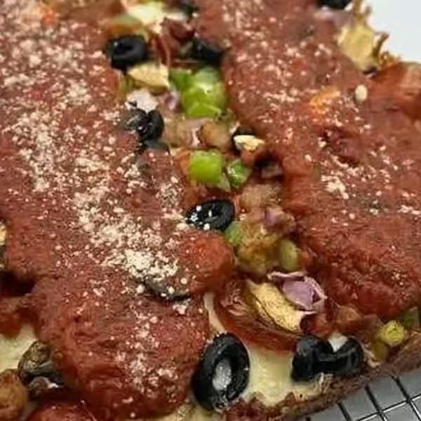 Combo Detroit Pizza.