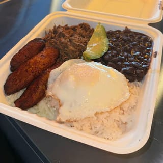 Pabellon Dish