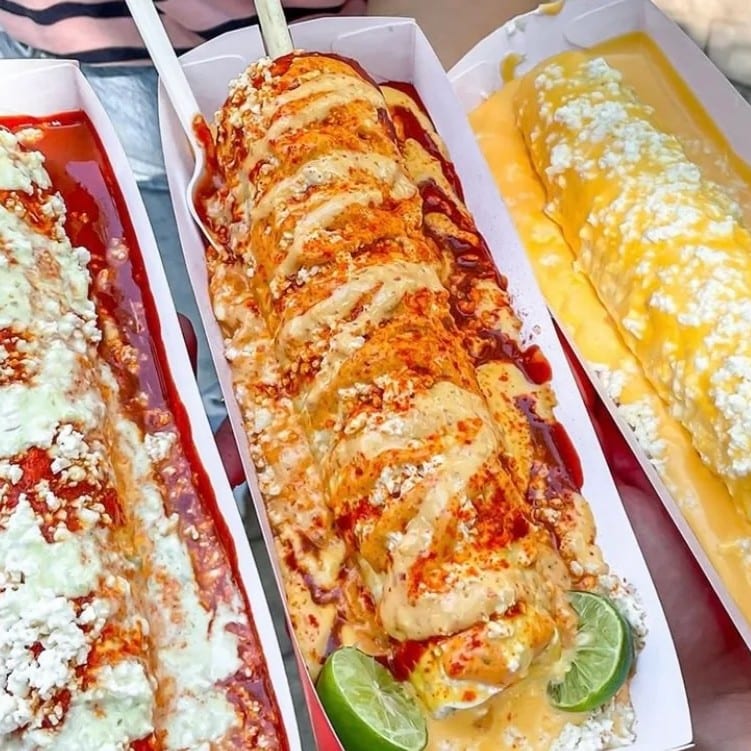Elote Super Loco Con Queso Nachos, Chamoy, Mayo-Ketchup y Queso Cotija.