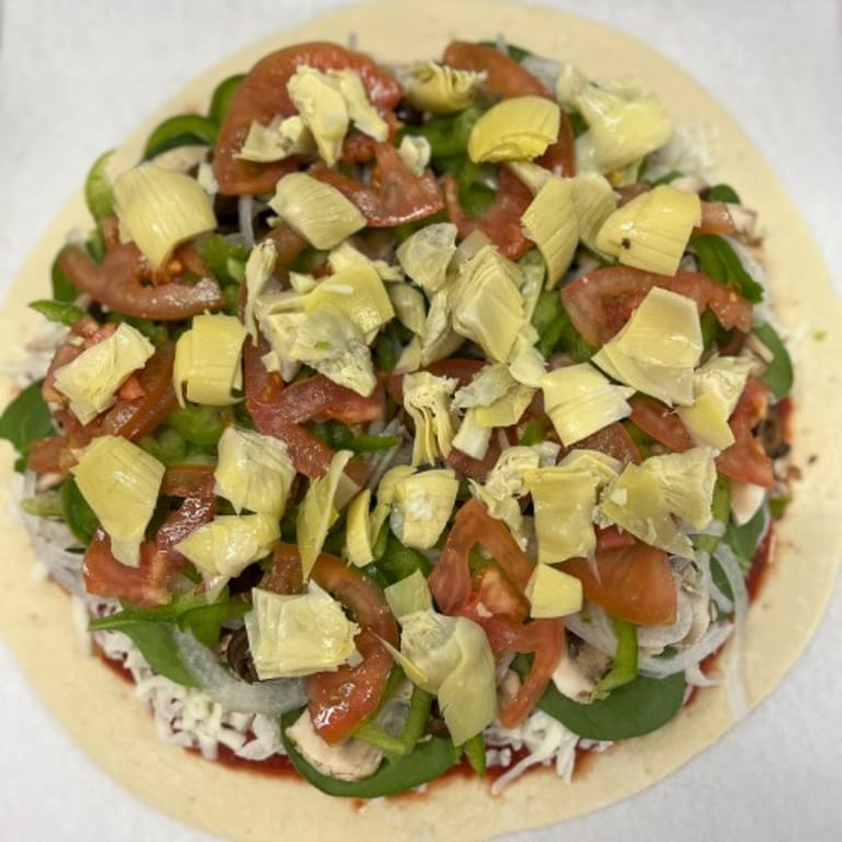 Classic American Eats: Pizza, Burgers, and More