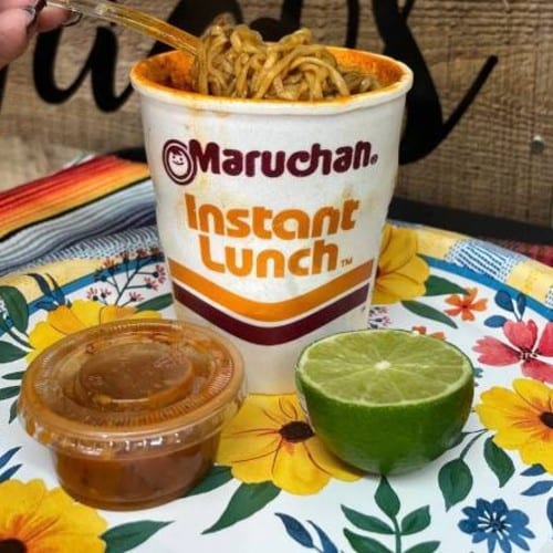 Birria Maruchan.