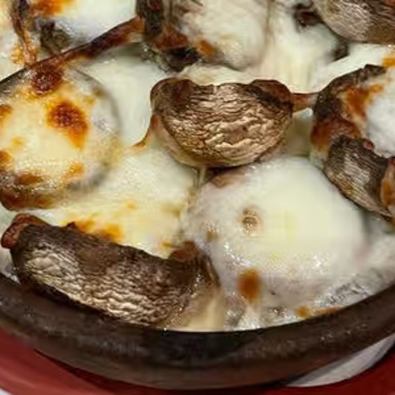 Delicious Dinner Options at Our Georgian Cafe