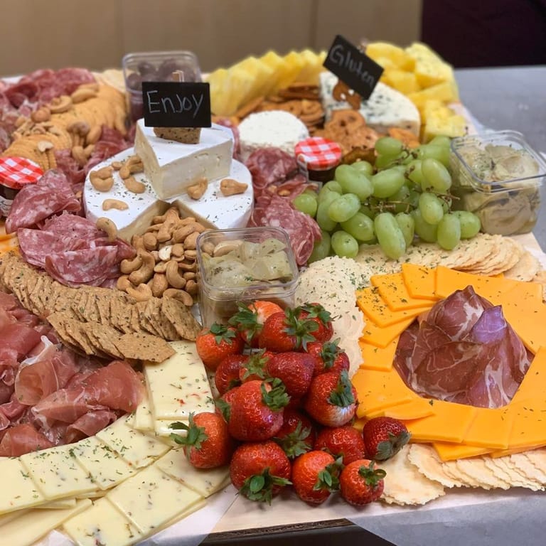 We Also Do Catering!